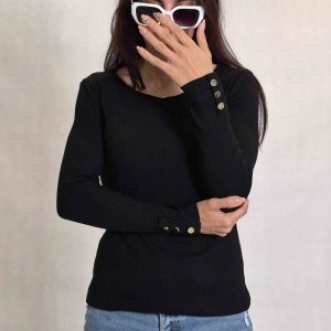 تیشرت آستین سه دکمه